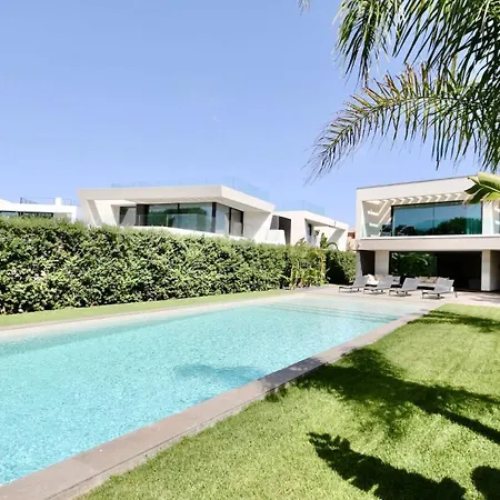 Villa Casa Sempre, Luxury With 